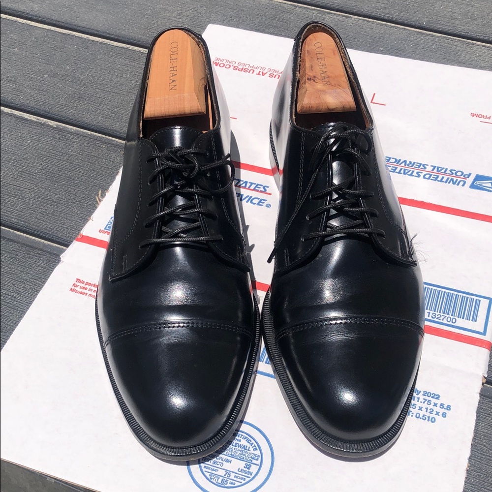 Cole Haan Black Cap-Toe Leather 10:5/D USA 🇺🇸 made shoes trees included